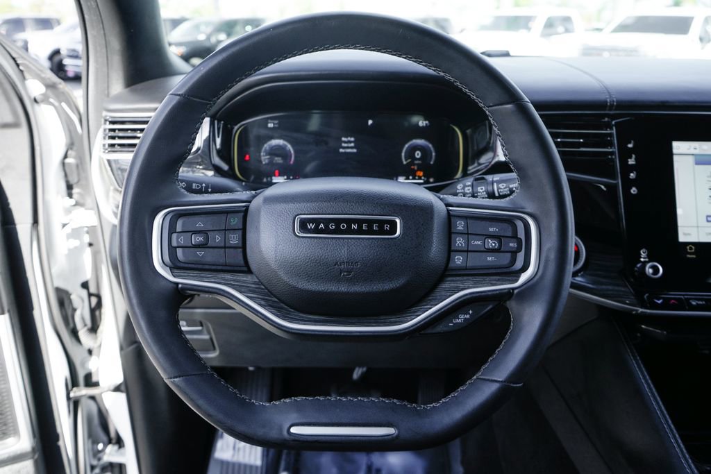 Used 2022 Jeep Wagoneer Series III w/ Rear Seat Video Group 1 image 23