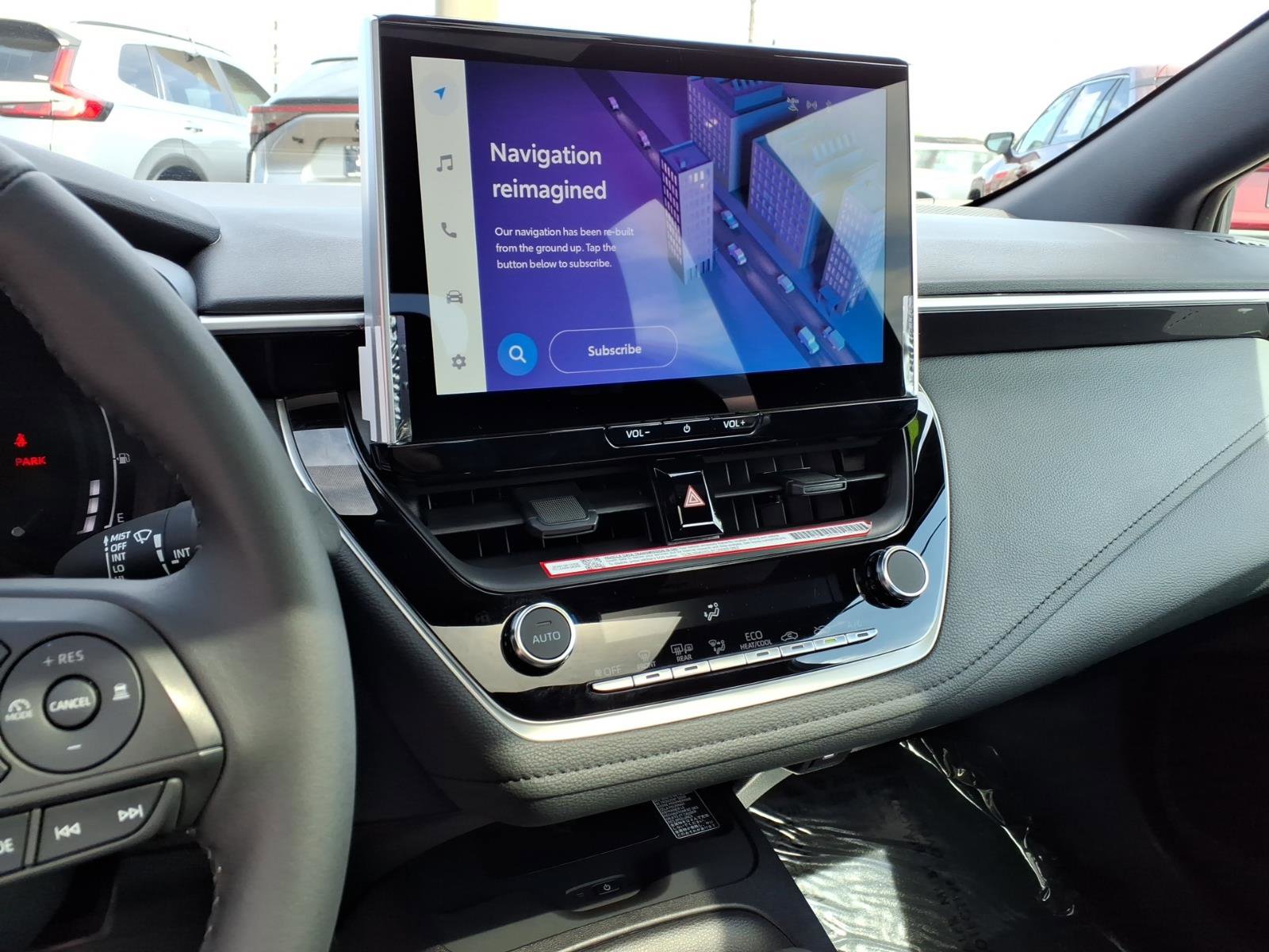 Certified 2025 Toyota Corolla SE w/ SE Premium Package image 9