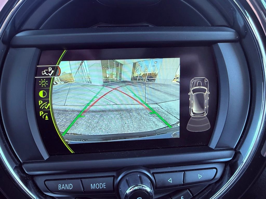 Used 2018 MINI Cooper S image 21