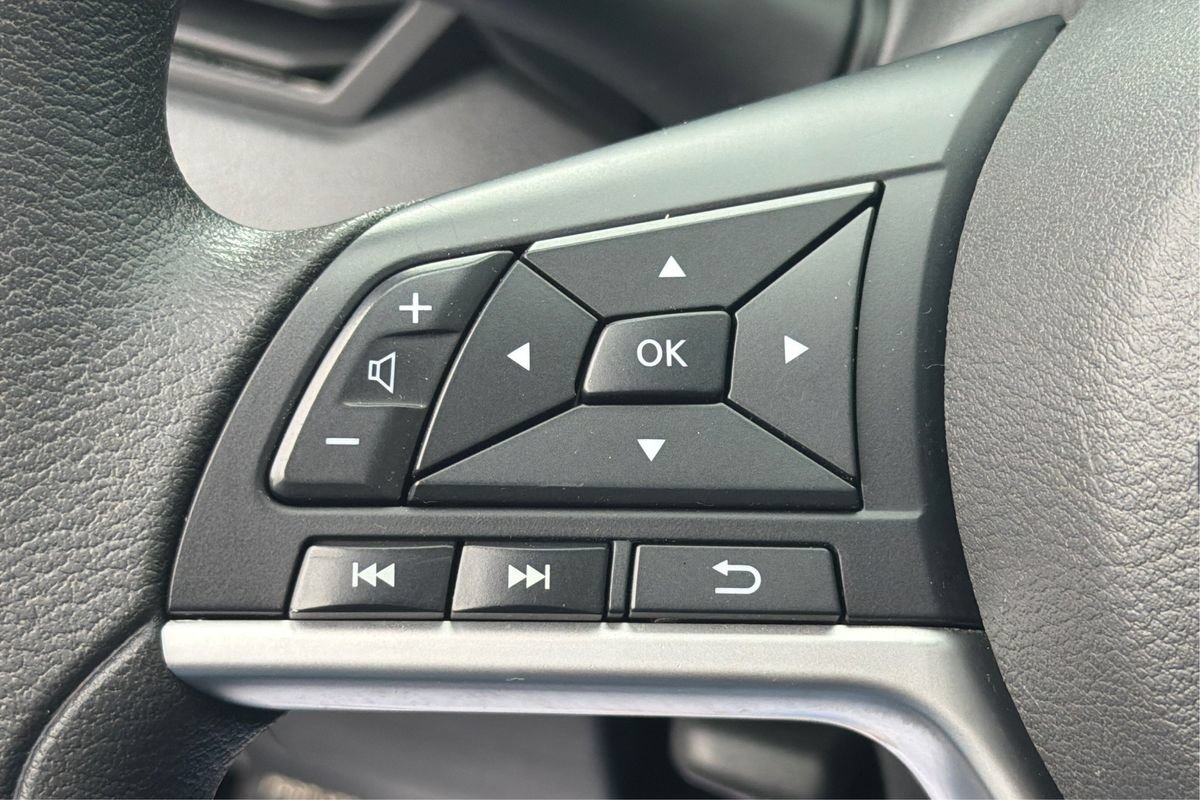 Used 2021 Nissan Altima 2.5 SV FWD image 32