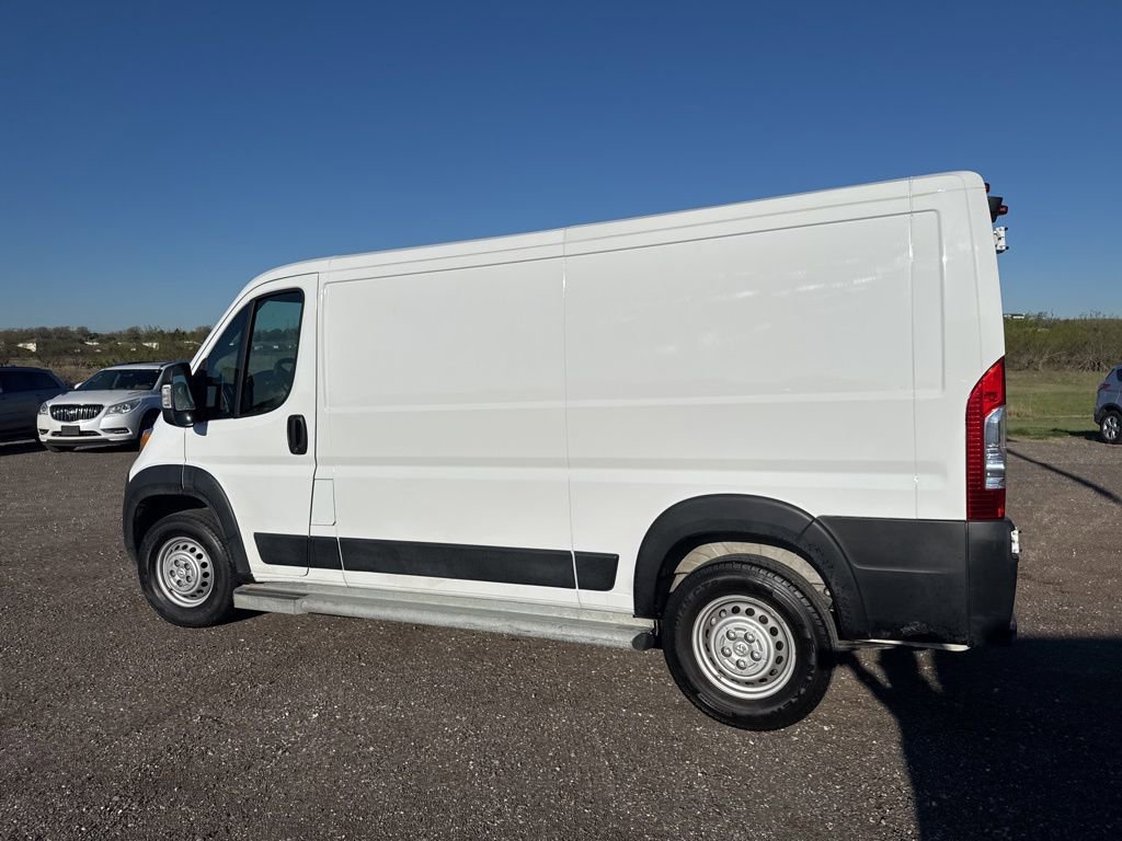 Used 2025 RAM ProMaster 2500 w/ U-Haul Equipment Group image 15
