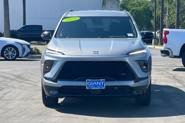 Used 2025 Buick Enclave Sport Touring image 9