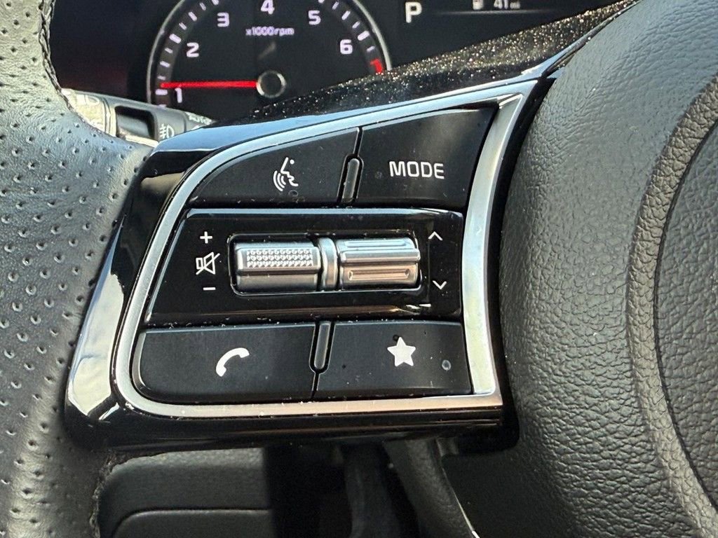 Used 2024 Kia Forte GT-Line image 13