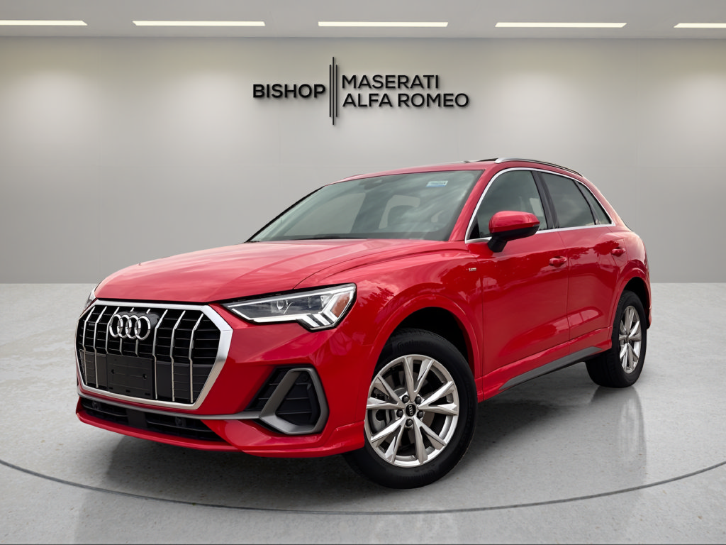 Used 2025 Audi Q3 2.0T Premium AWD/4WD image 2