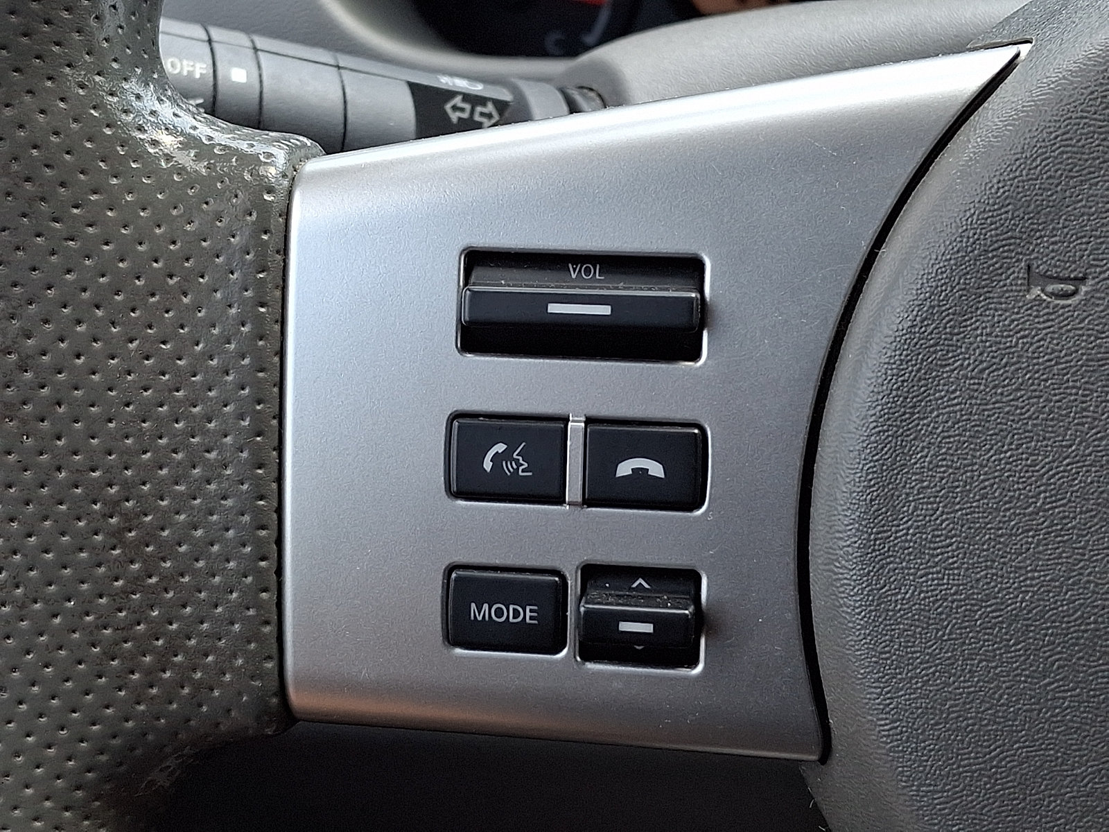 Used 2016 Nissan Frontier SV AWD/4WD image 20