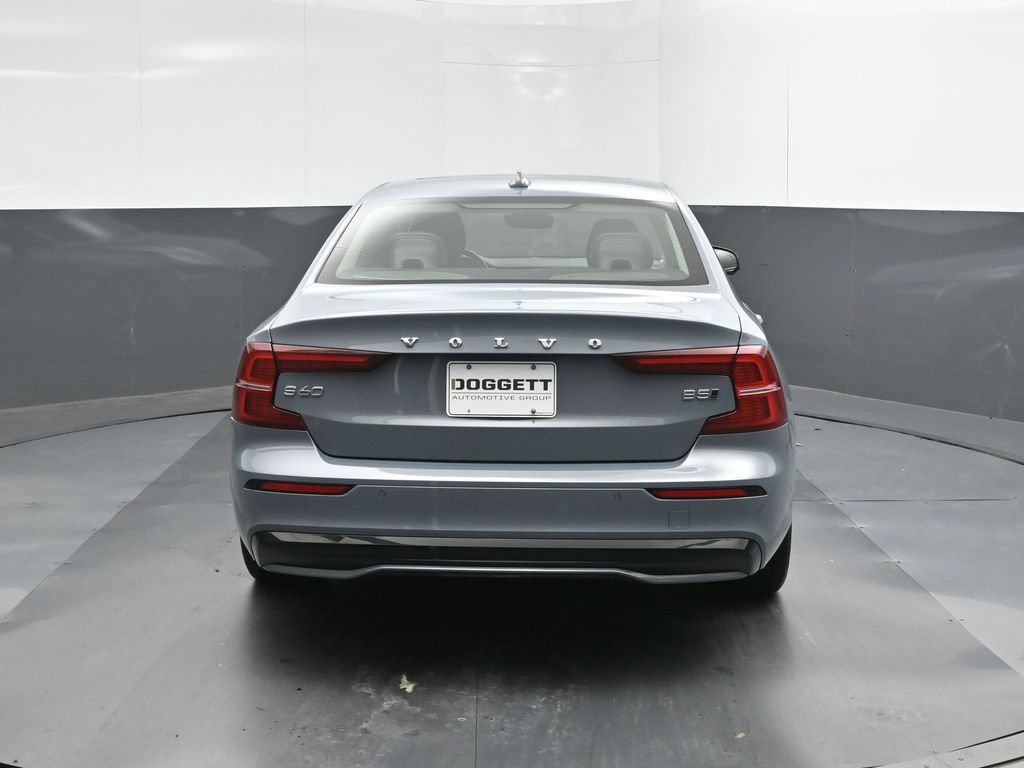 Used 2024 Volvo S60 B5 Core AWD/4WD image 5