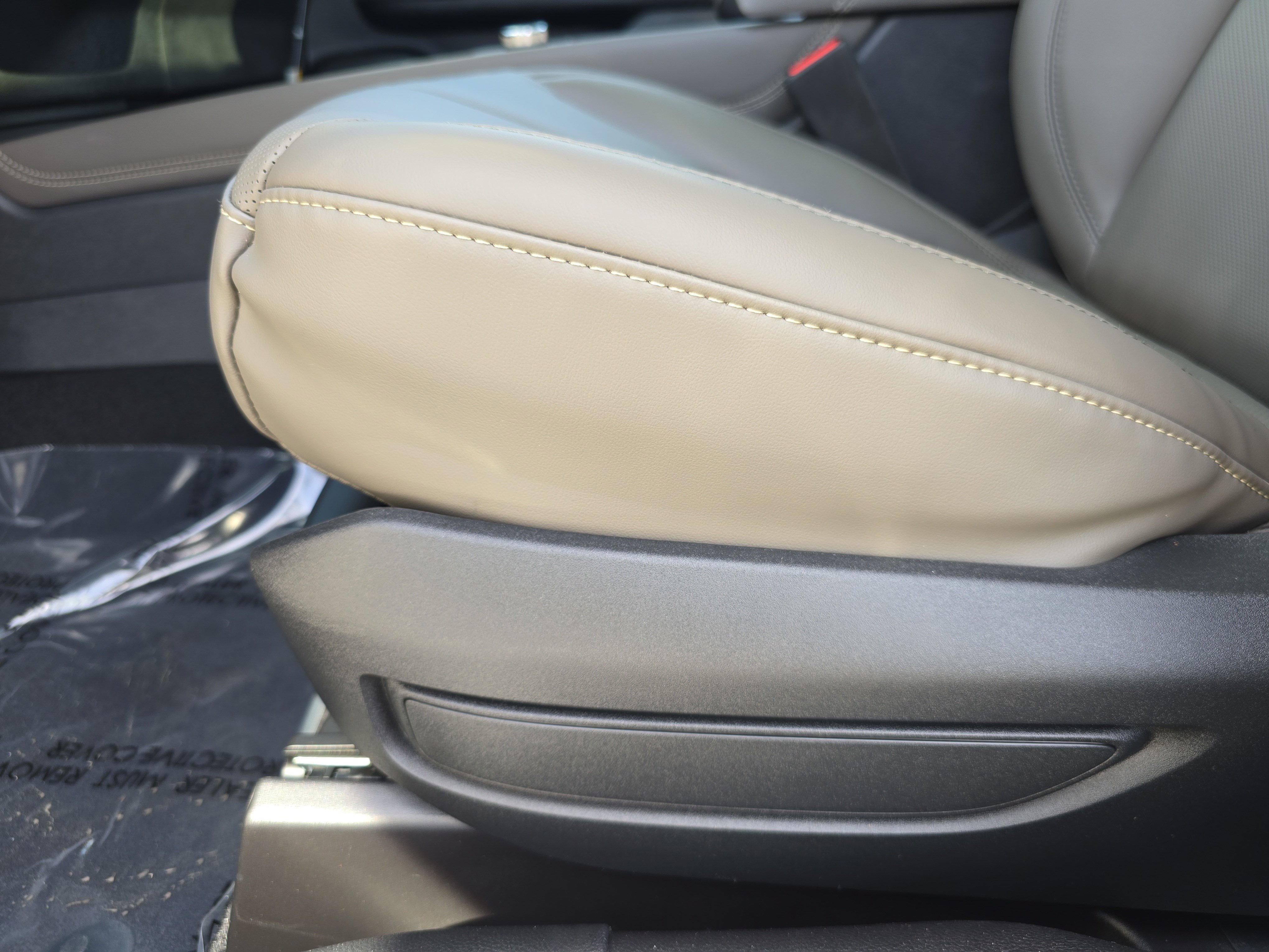 New 2026 Lincoln Corsair Premiere image 28