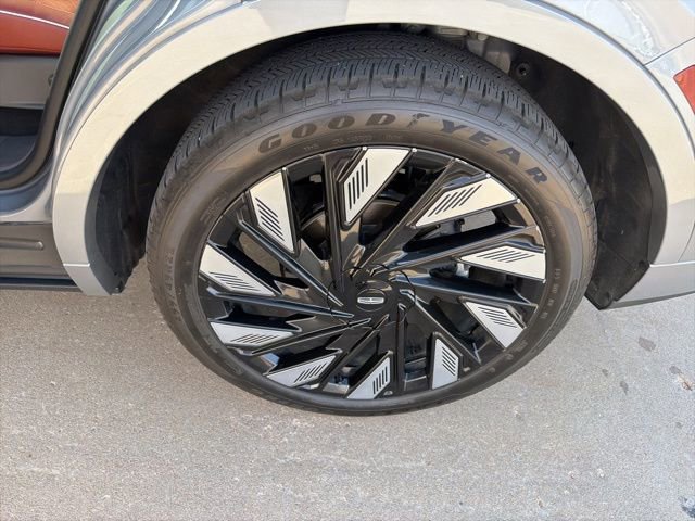 Used 2024 Lincoln Nautilus Black Label w/ Jet Appearance Package (87T) AWD/4WD image 35