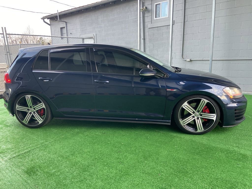 Used 2017 Volkswagen GTI Autobahn image 3