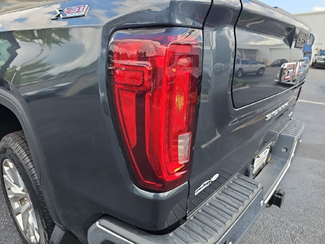 Used 2020 GMC Sierra 1500 SLT w/ SLT Premium Plus Package AWD/4WD image 40