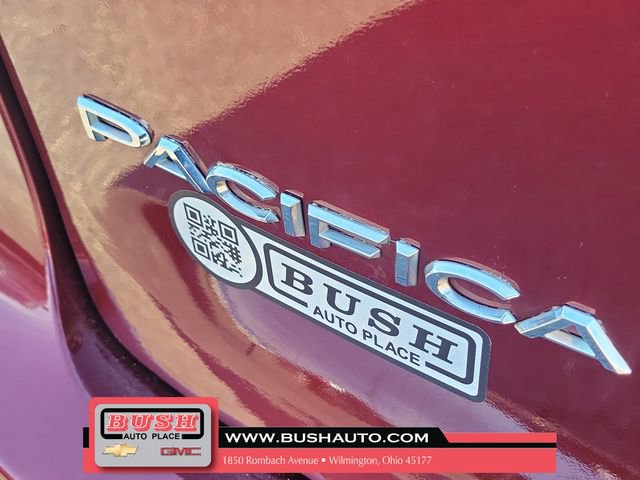 Used 2018 Chrysler Pacifica Touring-L Plus w/ Advanced Safetytec Group image 6