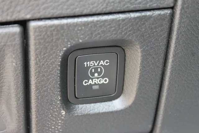 New 2024 RAM 2500 Tradesman w/ Chrome Appearance Group AWD/4WD image 14