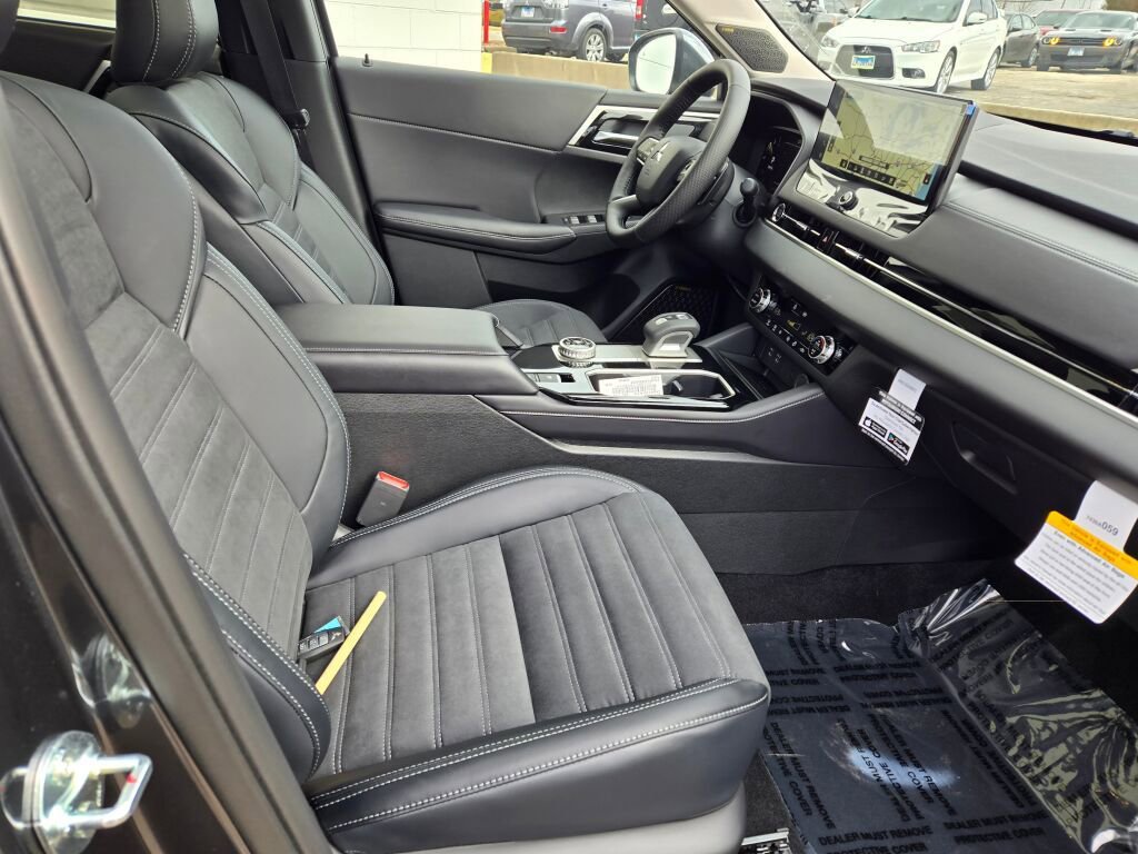 New 2026 Mitsubishi Outlander SE AWD/4WD image 4