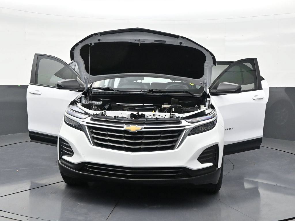 Used 2024 Chevrolet Equinox LS FWD image 33