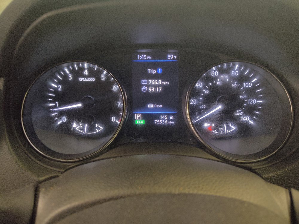 Used 2018 Nissan Rogue S FWD image 23