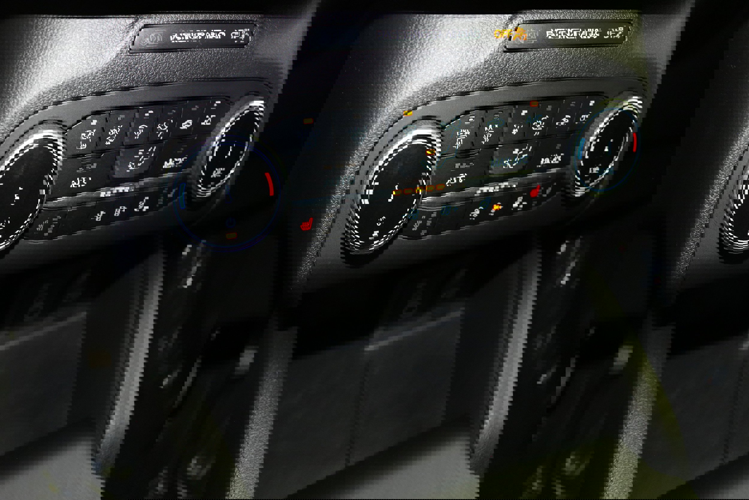 Used 2024 Ford Escape Active image 24