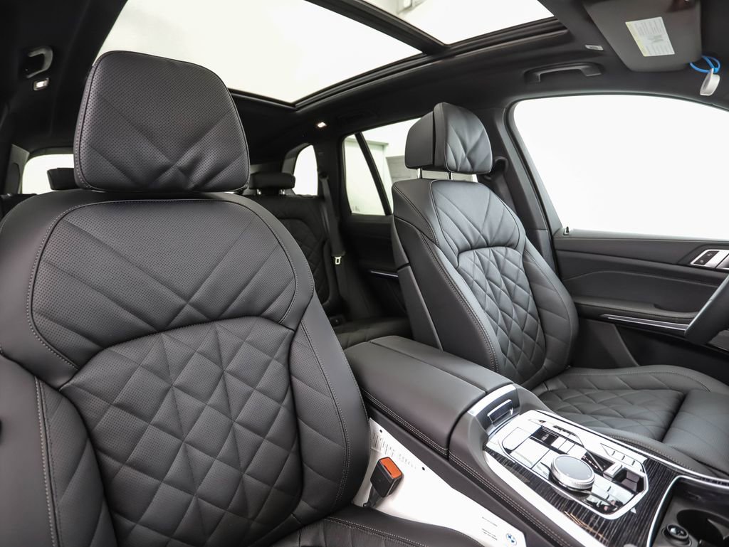 New 2026 BMW X5 xDrive40i w/ M Sport Package image 32