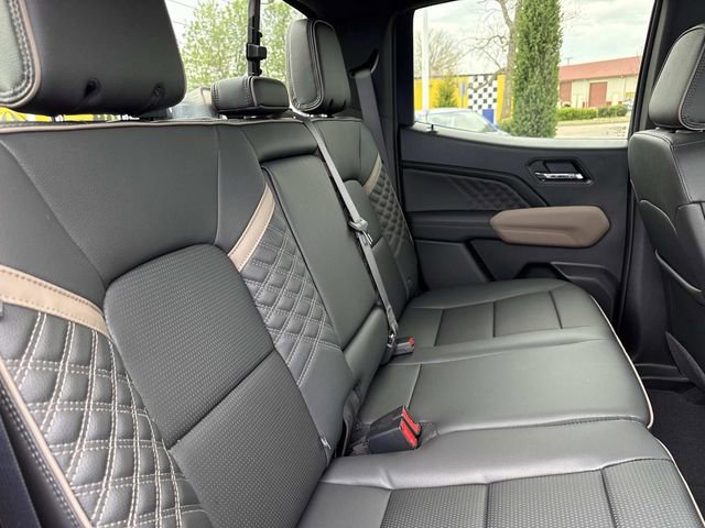 New 2026 GMC Canyon Denali image 18