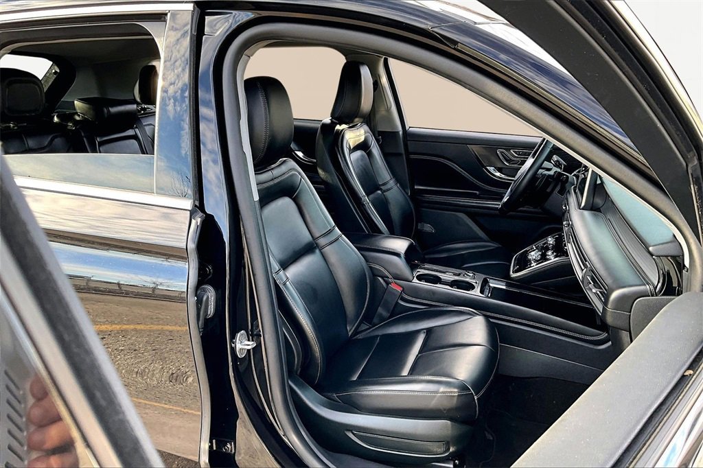 Used 2022 Lincoln Corsair FWD image 7