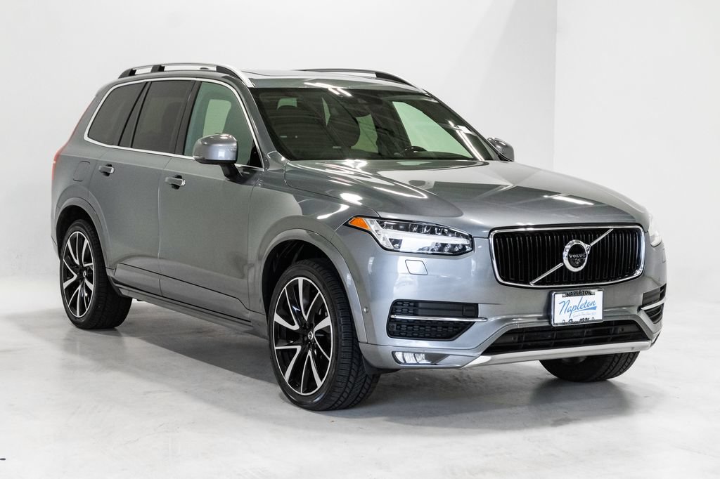 Used 2018 Volvo XC90 T6 Momentum w/ Convenience Package AWD/4WD image 6