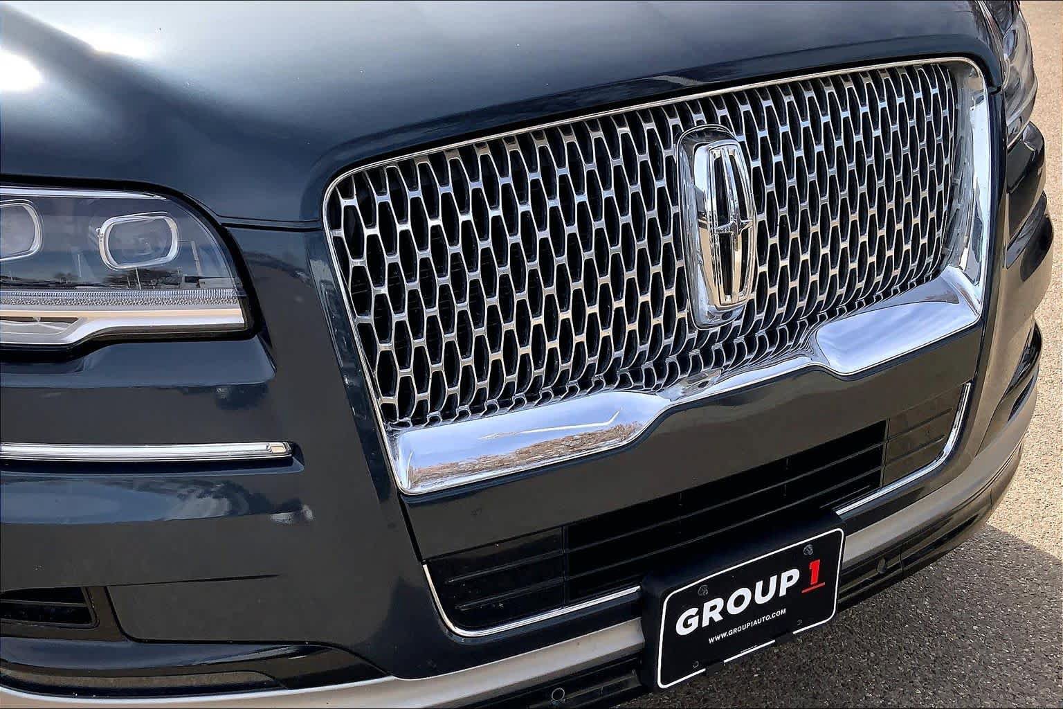 Certified 2024 Lincoln Navigator L Reserve image 29