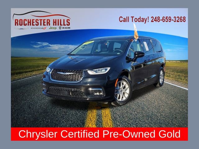 Certified 2024 Chrysler Pacifica Touring-L image 1