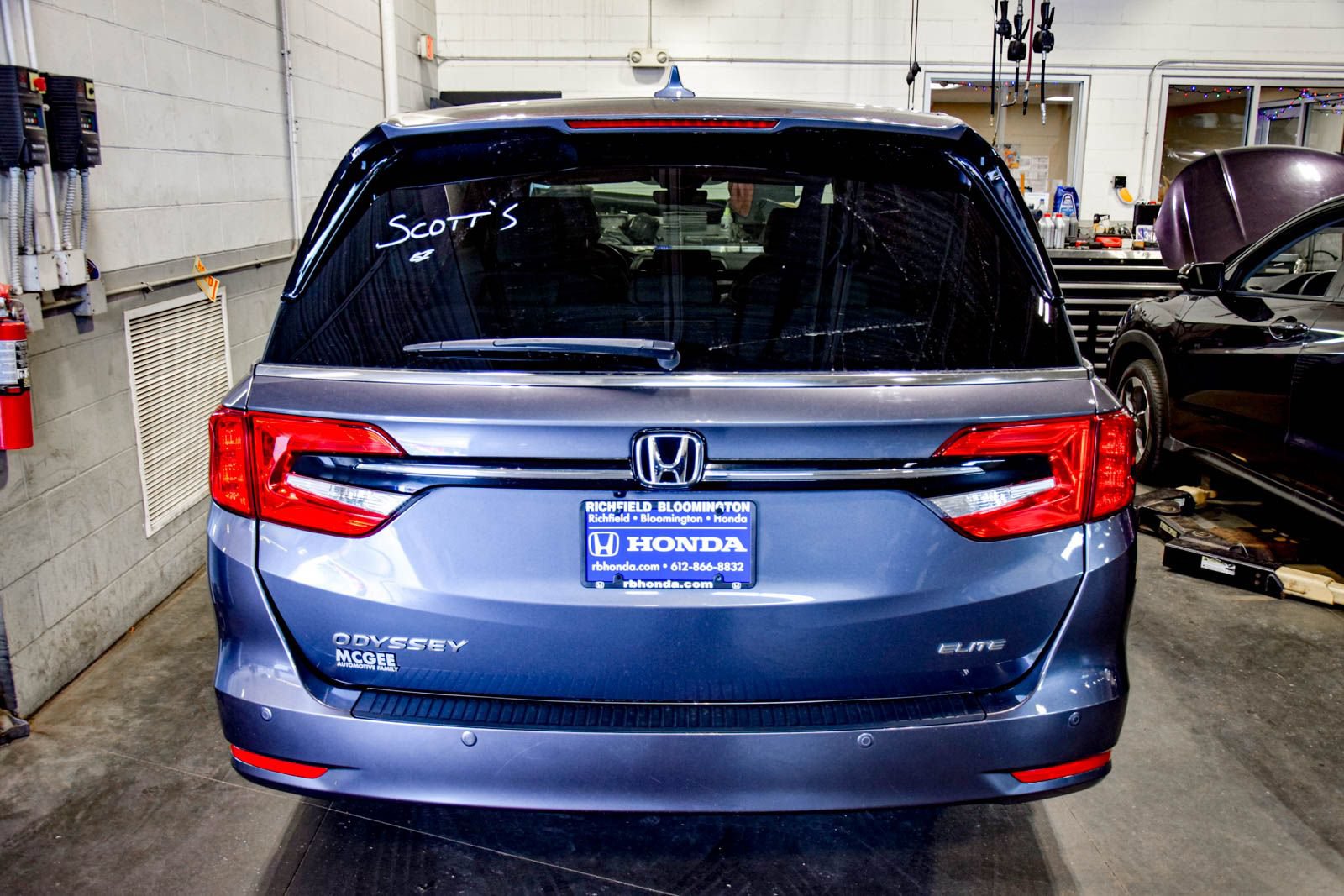 Used 2022 Honda Odyssey Elite image 17
