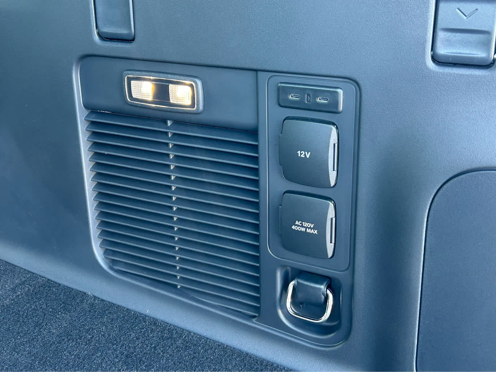 New 2025 Ford Expedition Max Platinum w/ Stealth Performance Package image 11