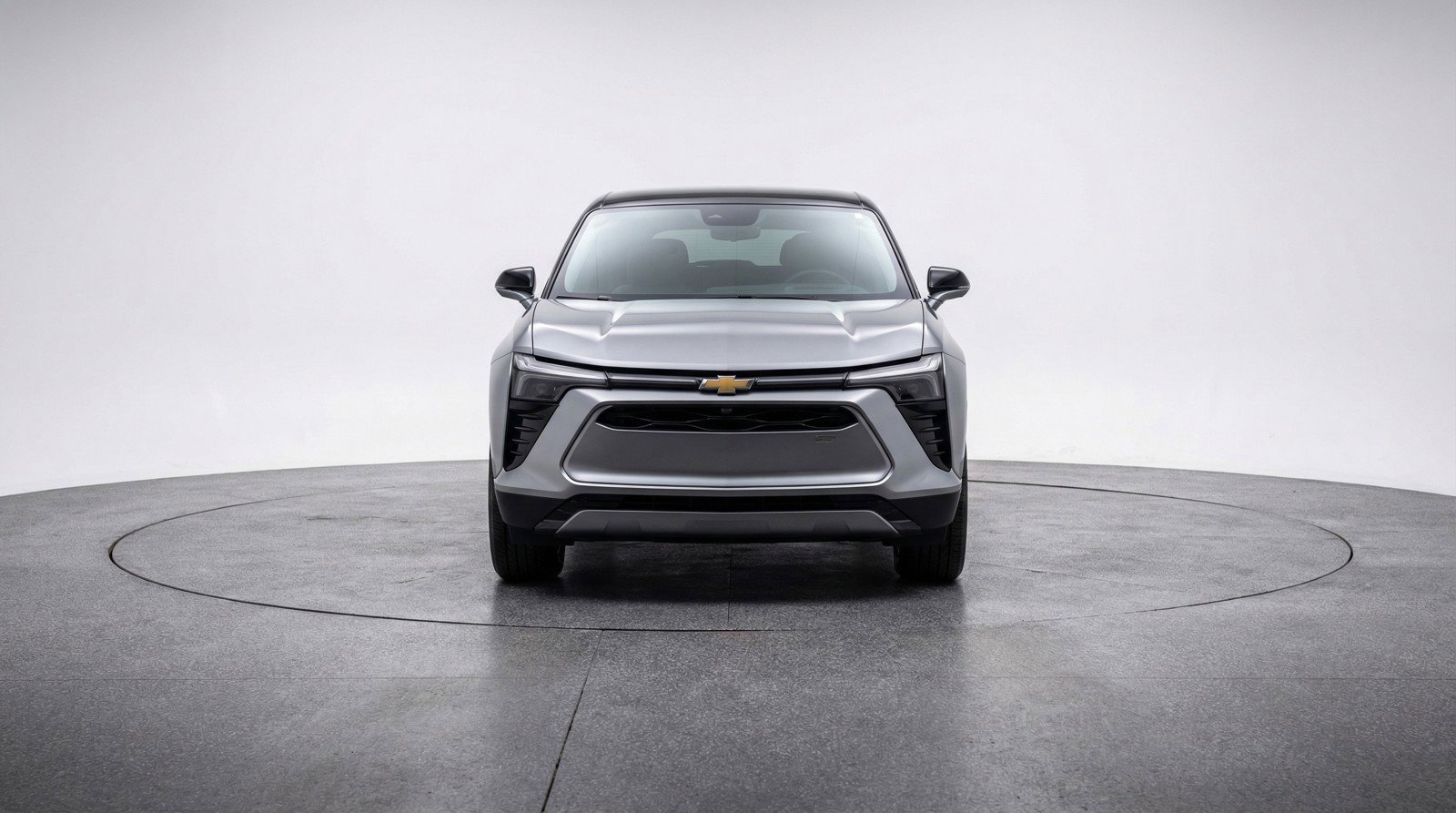 Used 2025 Chevrolet Blazer LT image 2