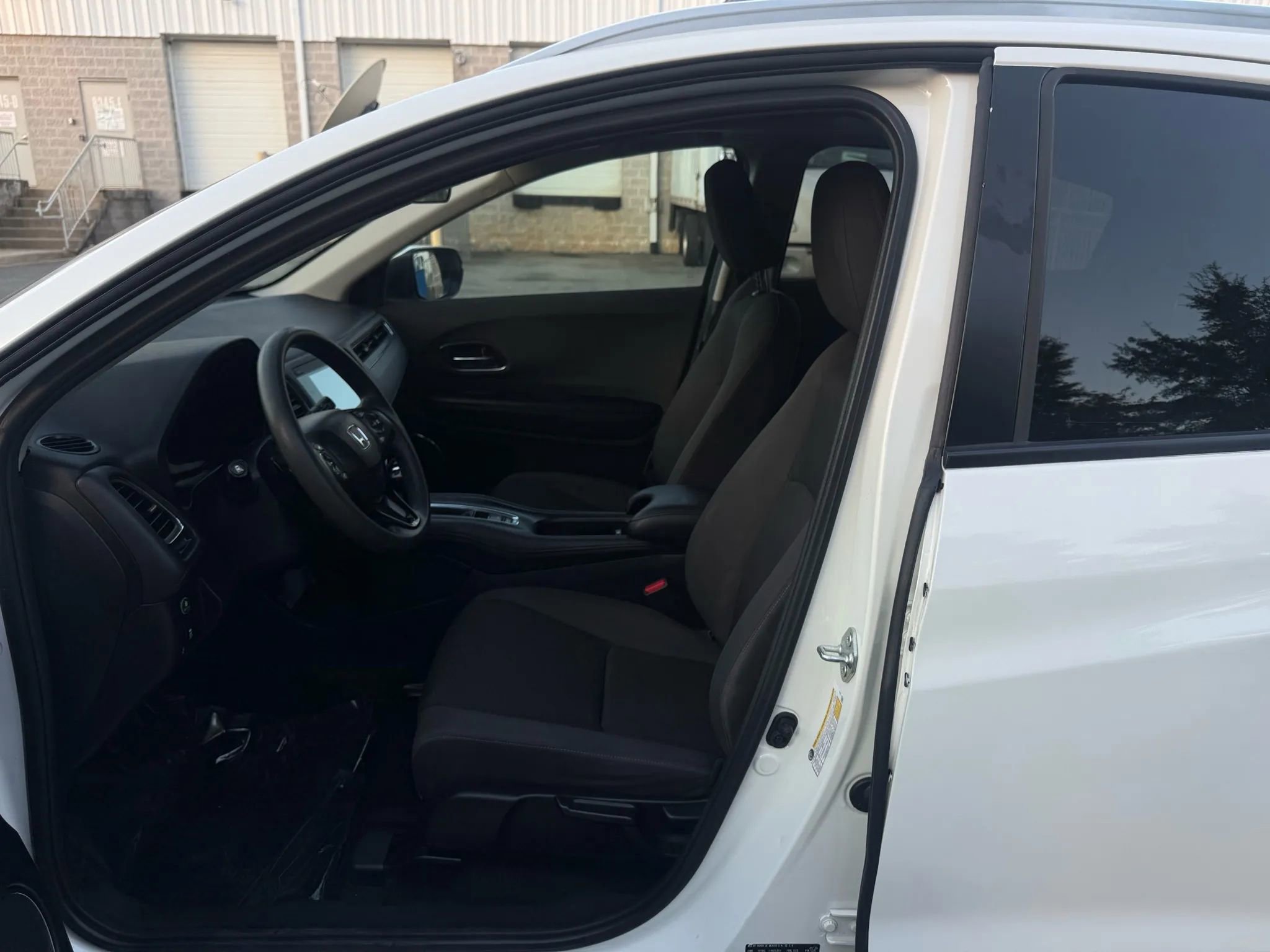 Used 2022 Honda HR-V EX image 14
