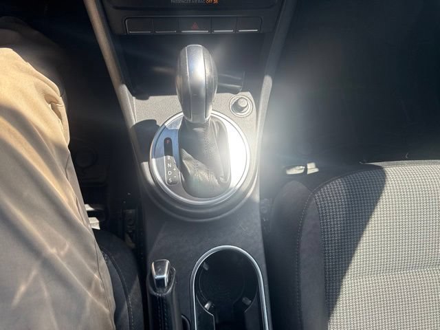 Used 2018 Volkswagen Beetle 2.0T S FWD image 5