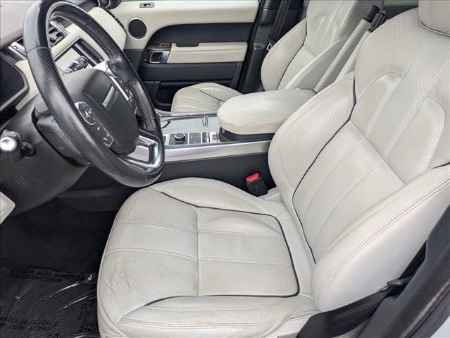 Used 2016 Land Rover Range Rover Sport HSE image 16
