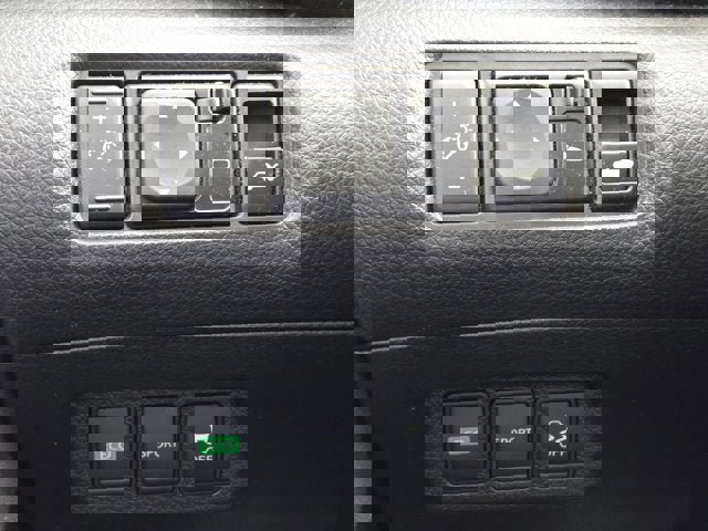 Used 2015 Nissan Sentra SR w/ Navigation Package image 20