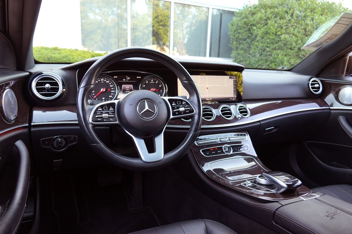 Used 2019 Mercedes-Benz E 300 image 5