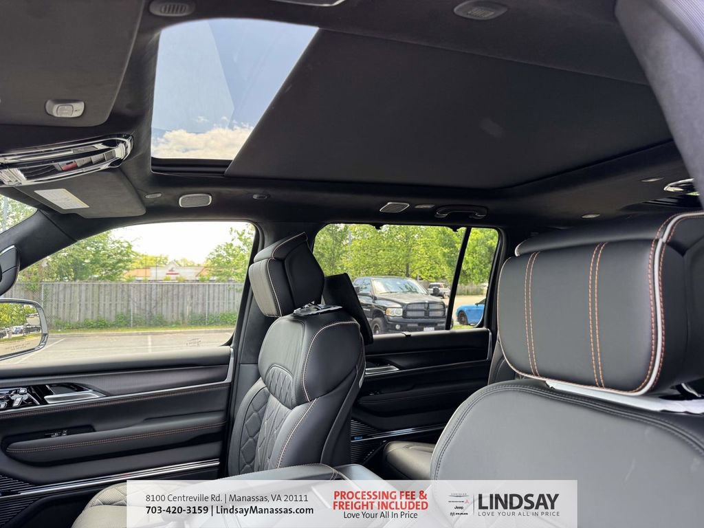 New 2026 Jeep Grand Wagoneer Summit AWD/4WD image 20