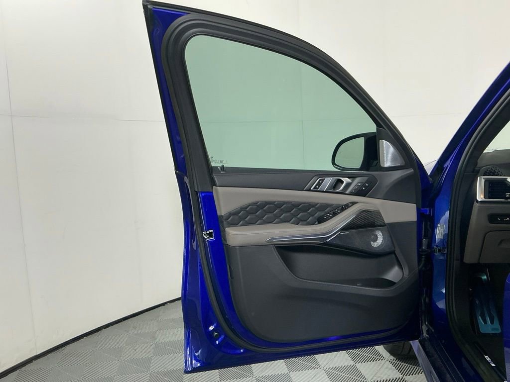 New 2026 BMW X5 M Competition w/ Executive Package AWD/4WD image 19