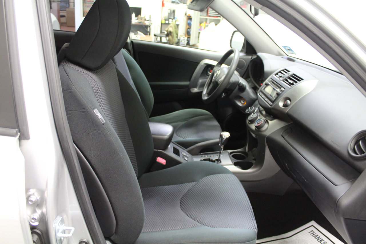 Used 2012 Toyota RAV4 Sport image 19