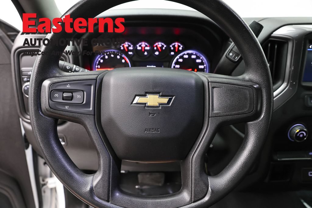 Used 2019 Chevrolet Silverado 1500 Custom w/ Custom Value Package RWD image 10