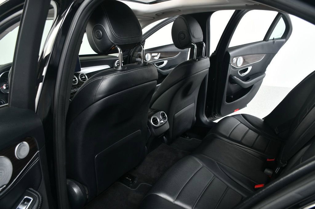 Used 2015 Mercedes-Benz C 300 Sedan image 32