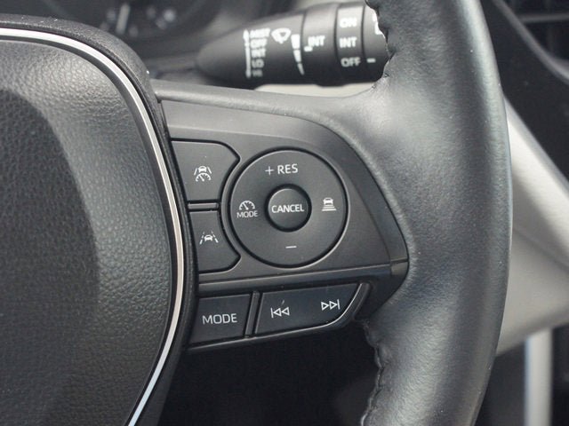 Used 2023 Toyota Corolla Cross LE FWD image 9
