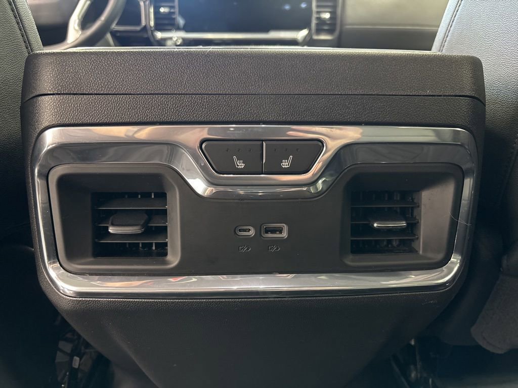 Used 2023 Chevrolet Silverado 1500 LTZ w/ LTZ Premium Package AWD/4WD image 46