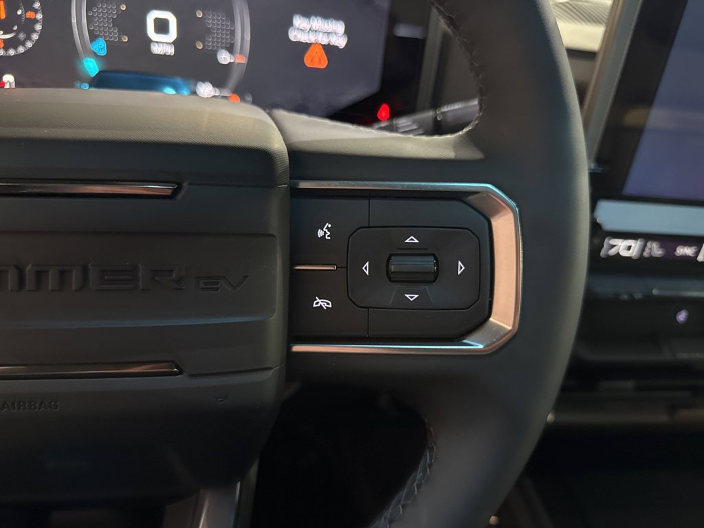 New 2025 GMC Hummer EV 2X AWD/4WD image 24