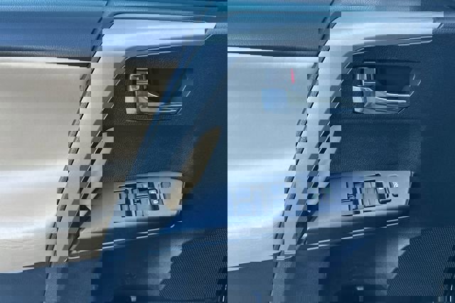 Used 2018 Toyota RAV4 XLE image 12