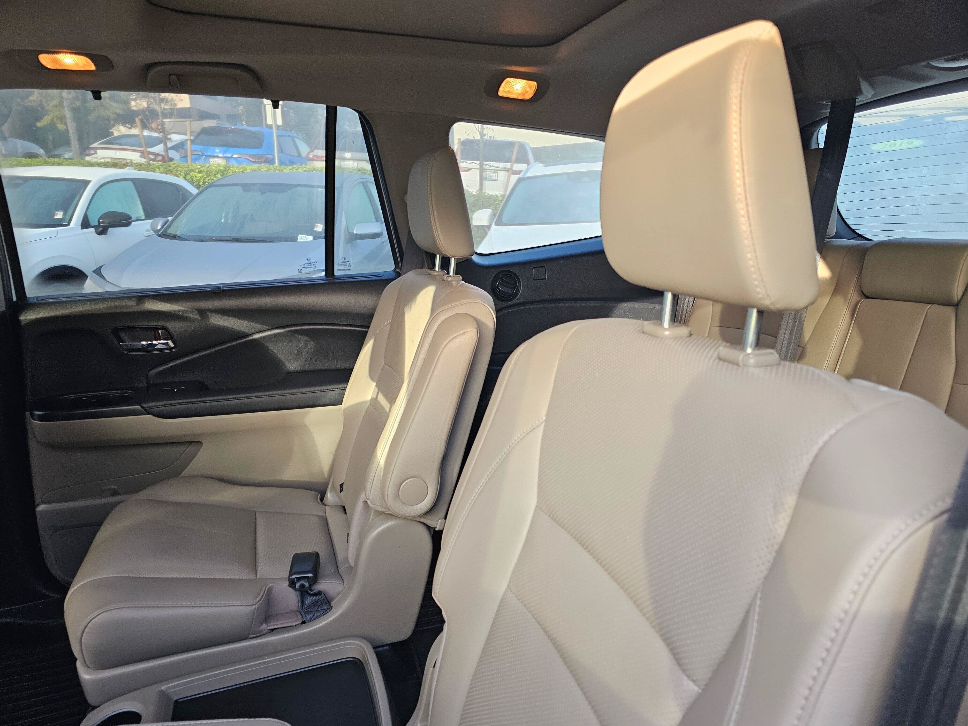Used 2022 Honda Pilot Elite image 21