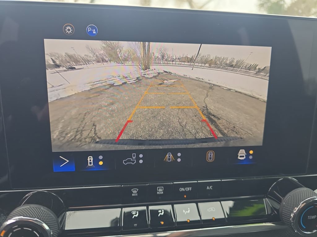 Used 2024 Chevrolet Colorado Trail Boss w/ Technology Package AWD/4WD image 22