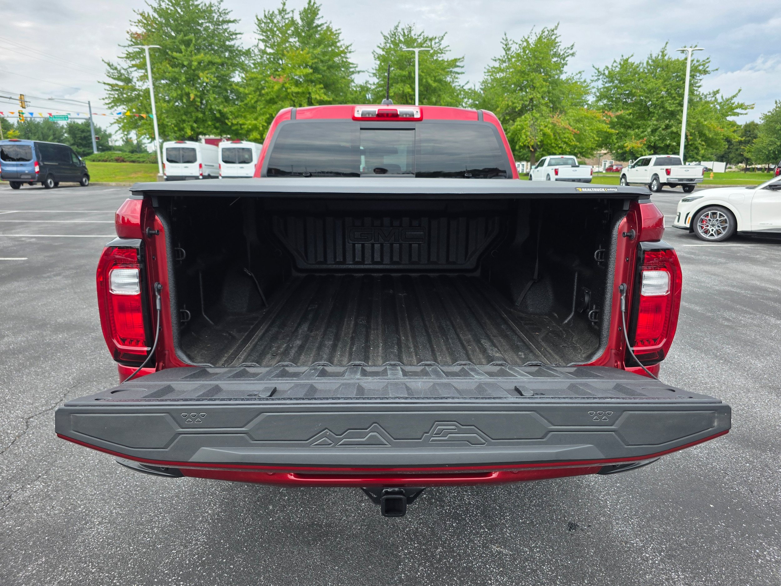 Used 2026 GMC Canyon AT4 AWD/4WD image 7