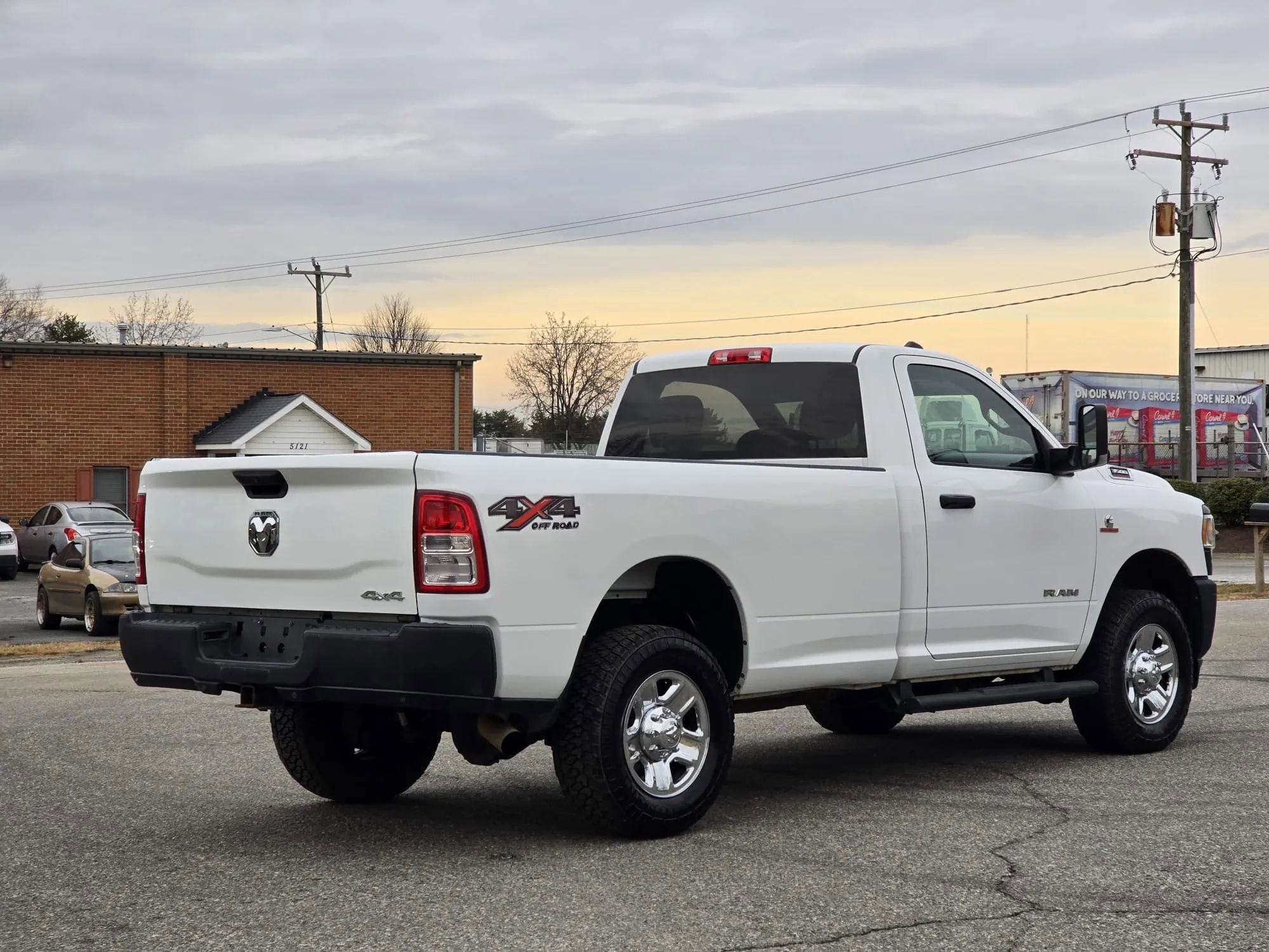Used 2022 RAM 3500 Tradesman image 14