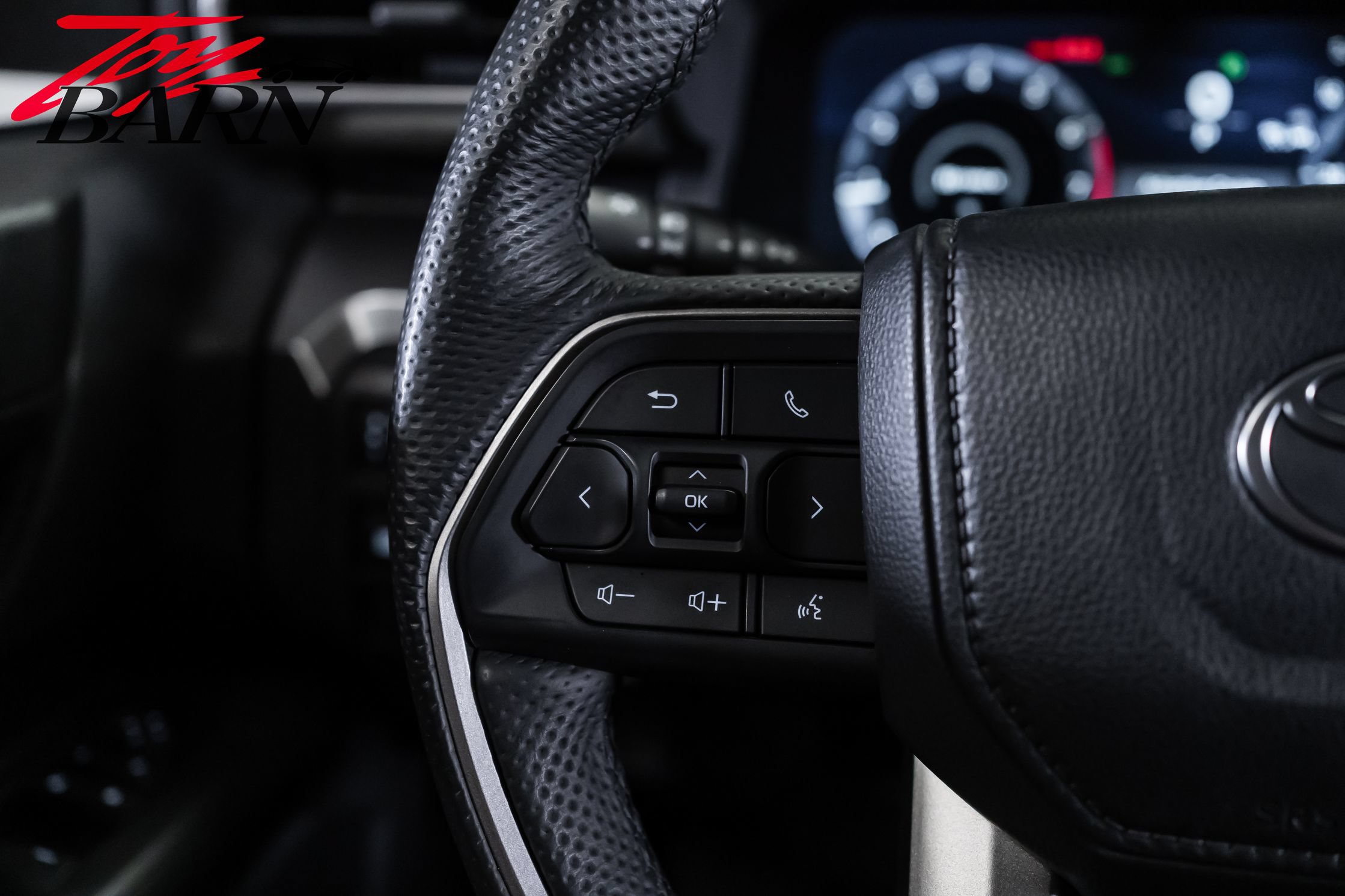 Used 2025 Toyota Tacoma TRD Off-Road AWD/4WD image 26