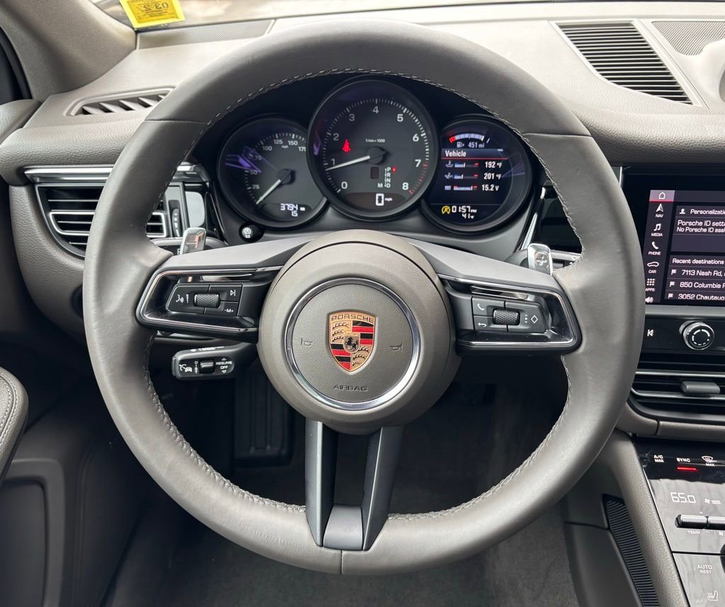 Certified 2026 Porsche Macan image 8