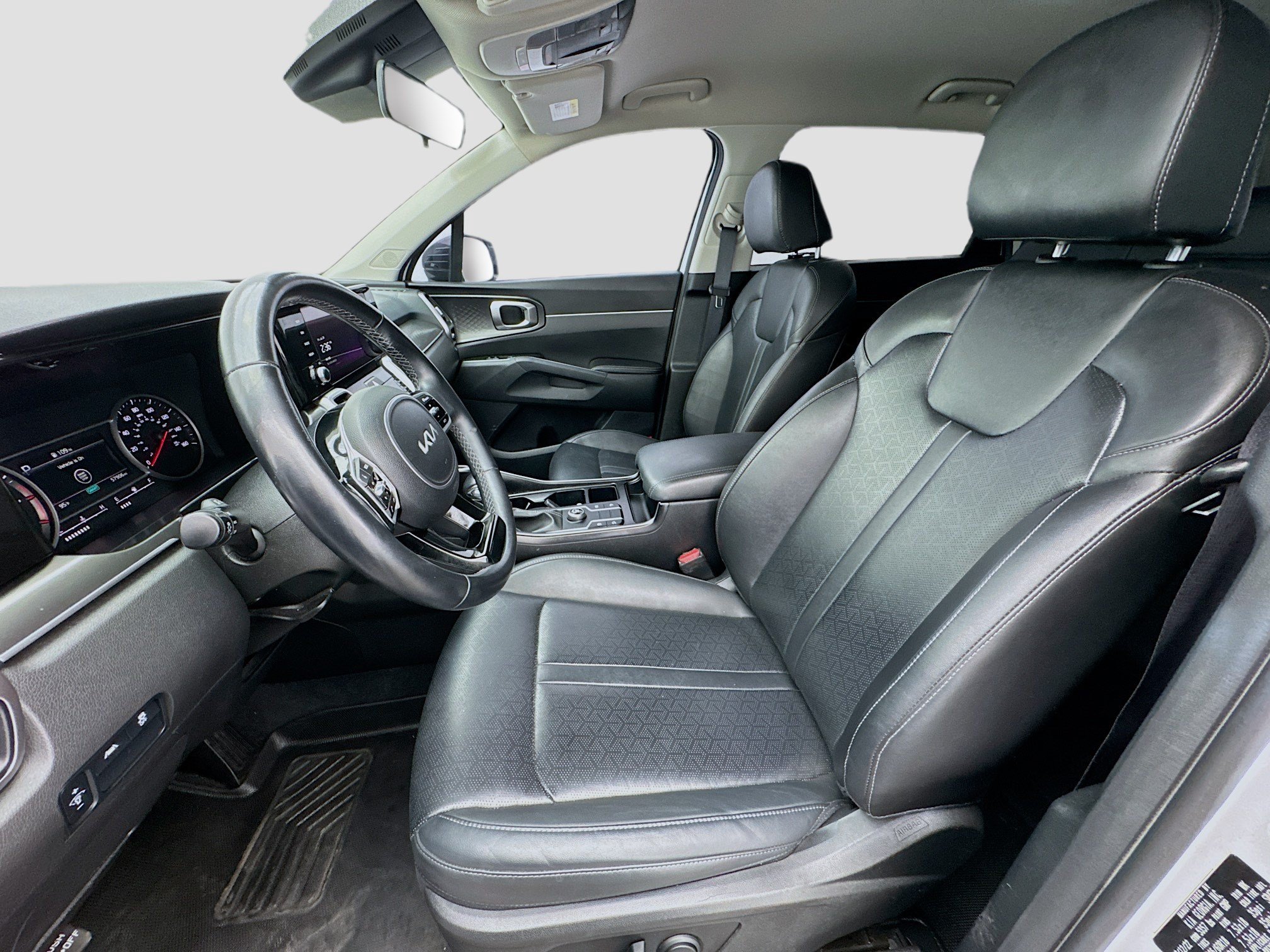 Used 2022 Kia Sorento S FWD image 13